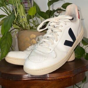 Veja woman or Men's White VEJA with Black& Red accents